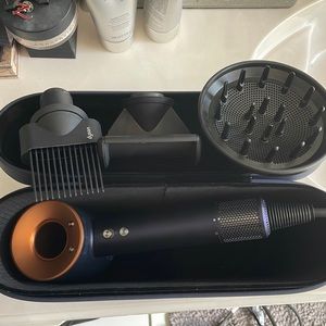 Dyson blow dryer
